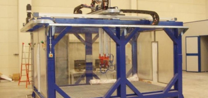 AUTOMATIC MACHINE FOR ULTRASONIC CONTROLS